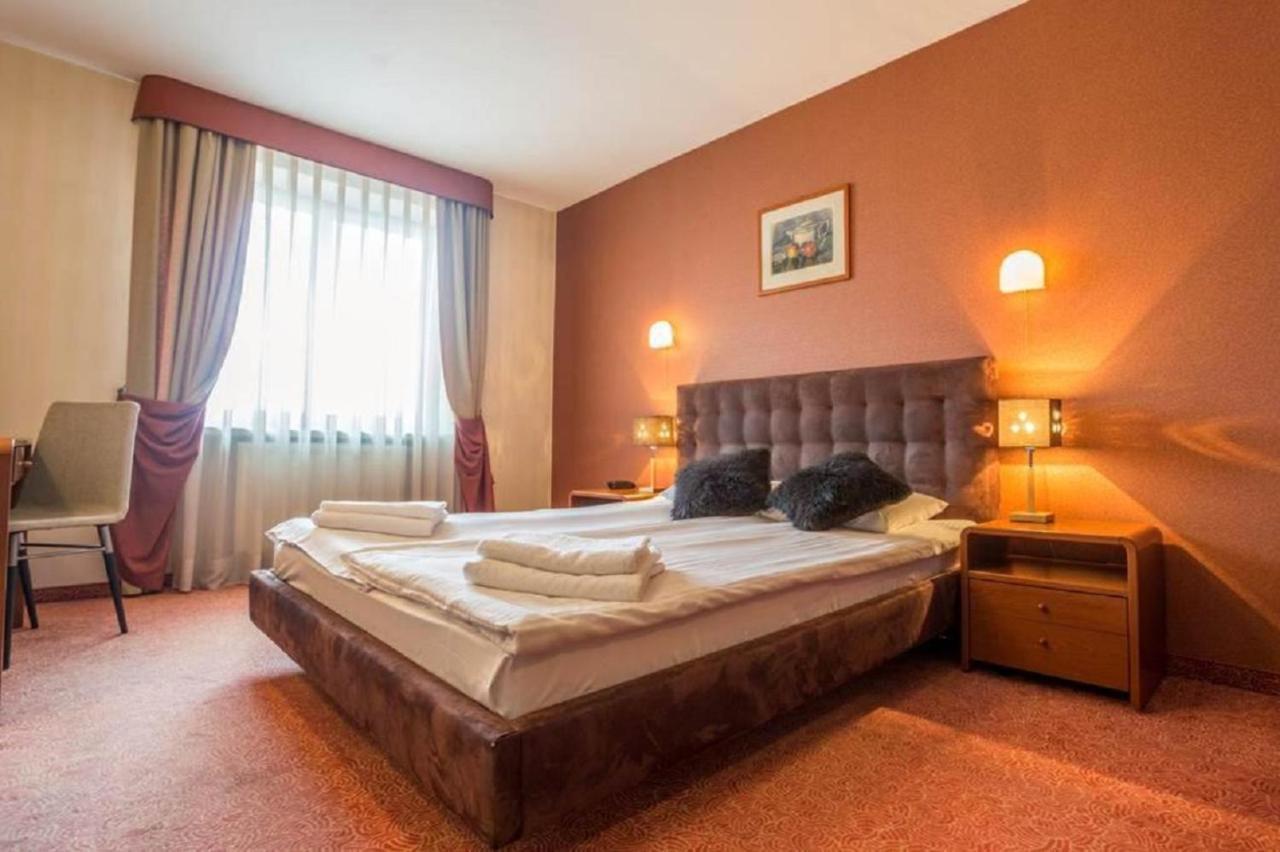 Classic Hotel 克拉科夫 外观 照片